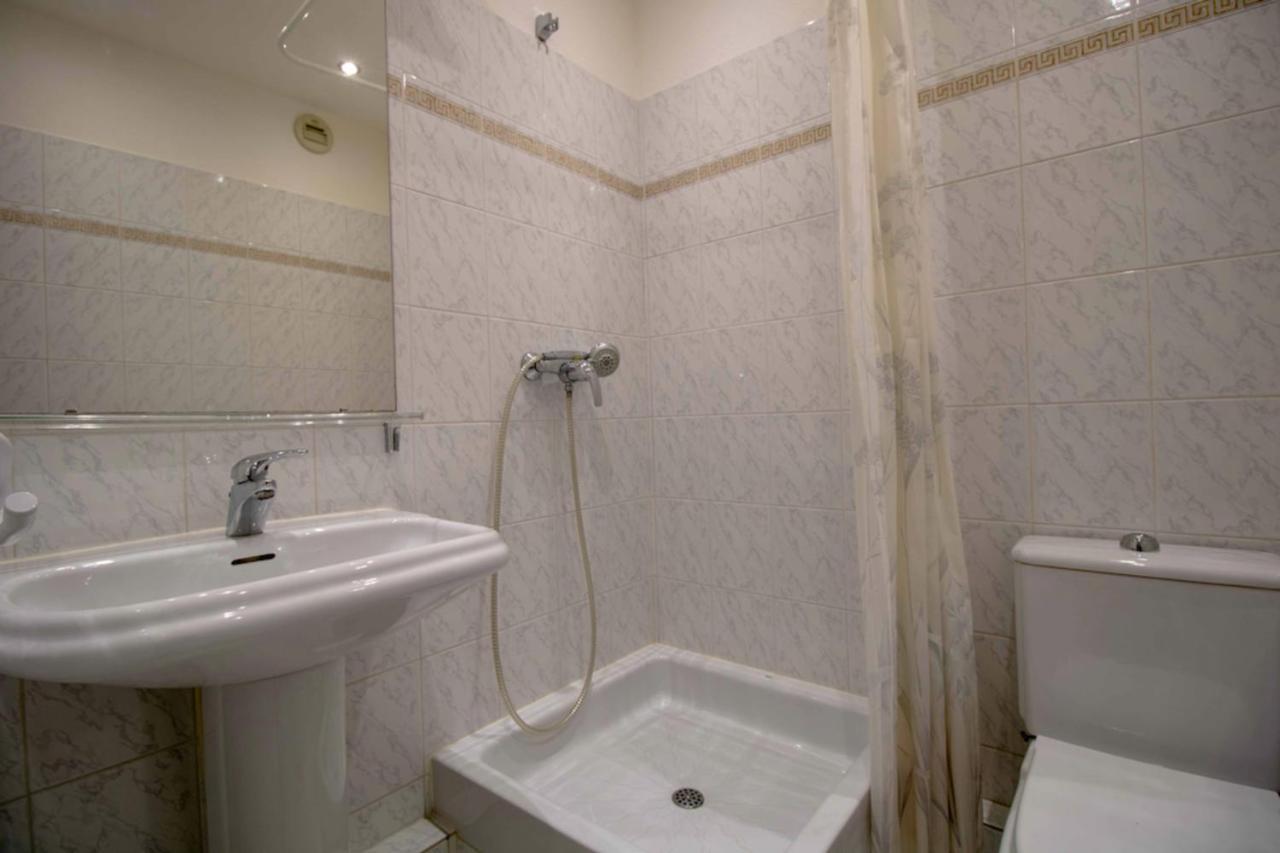Apartment With Balcony And View On The Port Fréjus Εξωτερικό φωτογραφία